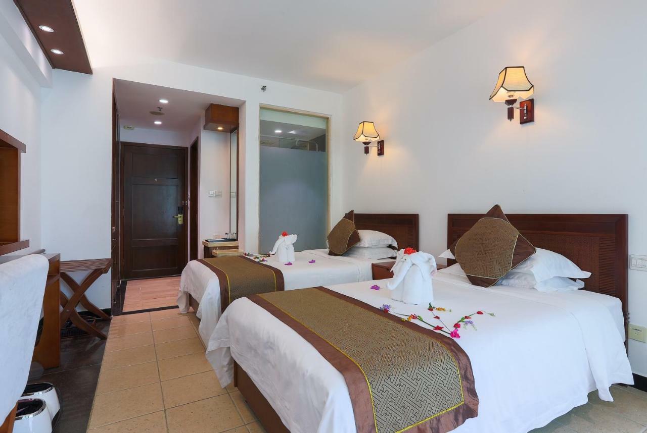 Rongjin Haiyue Hotel Sanya Extérieur photo